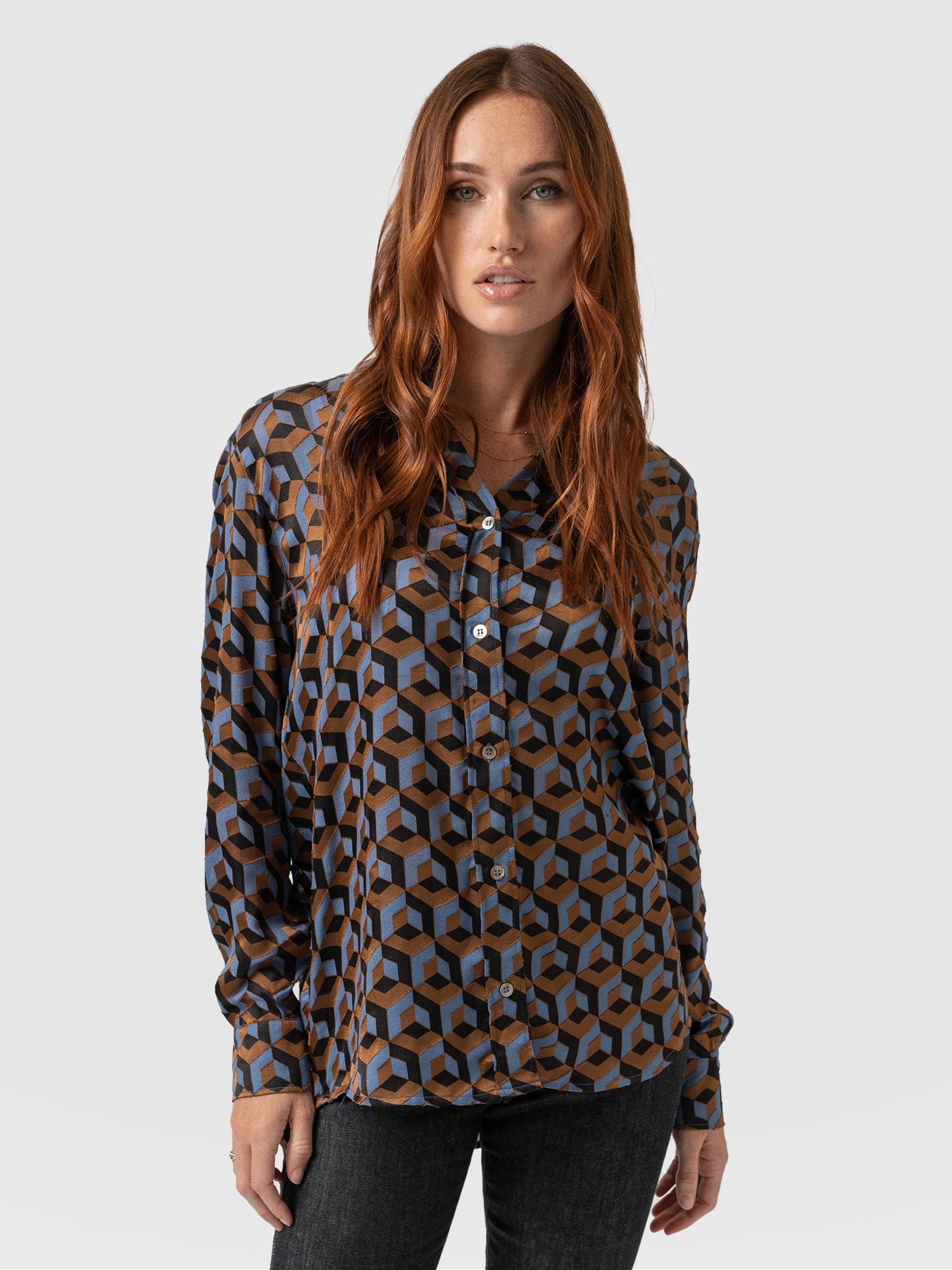 Boyfriend Shirt Geo Print - Women's Shirts | Saint + Sofia® EU